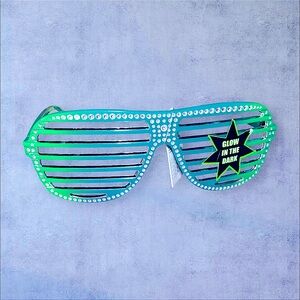 Glow In The Dark Shutter Streetwear Glasses Trendy Influencer Trending Socials